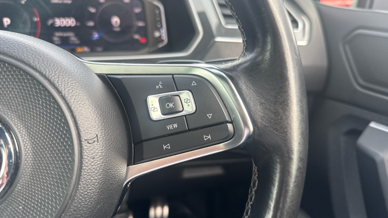 Volkswagen Tiguan 2.0 TDi 150 R-Line Tech 5dr DSG Diesel Estate